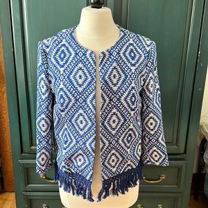 J McLaughlin Blue/white Ikat pattern jacket, Sz M, with Blue fringe